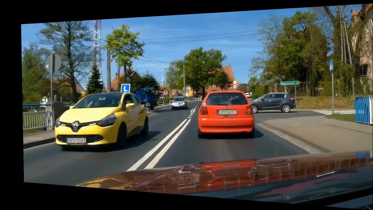 Jedziemy autem przez Niemodlin woj. Opolskie