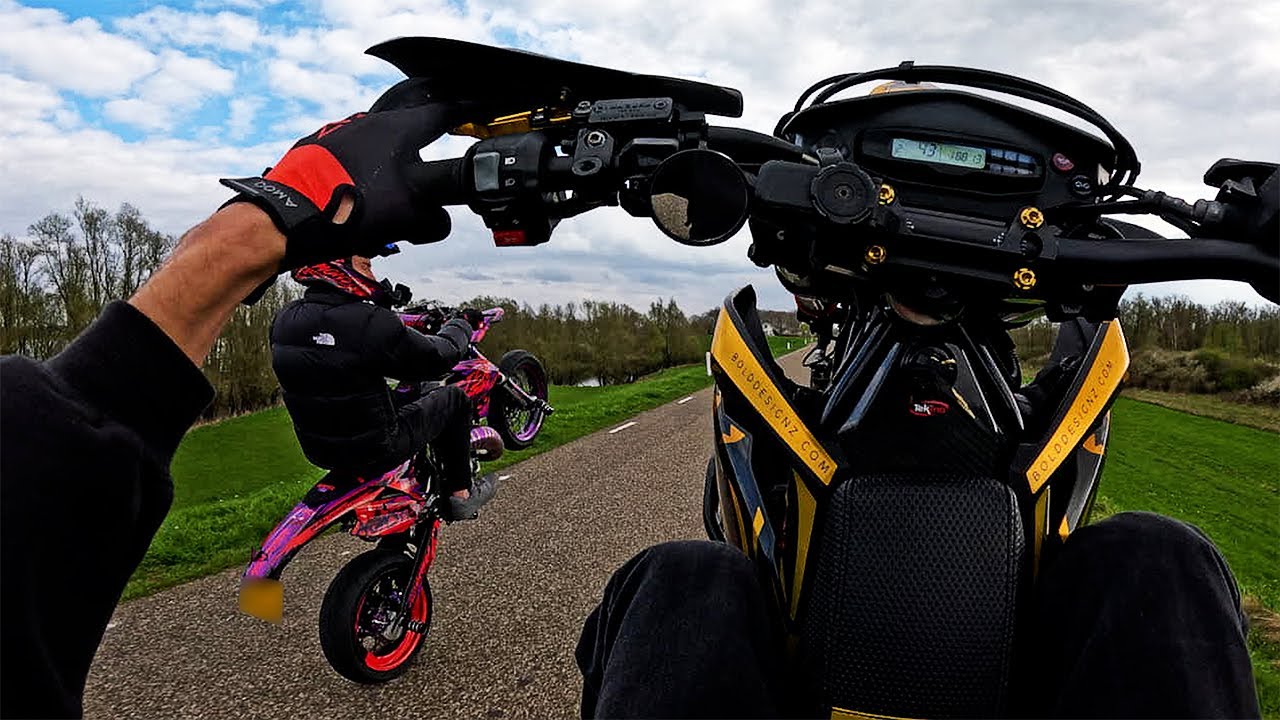 SUPERMOTO RIJDEN MET MONSTERTUBE