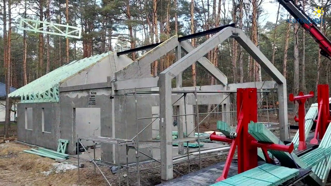 Dom jednorodzinny w technologii prefabrykowanej z keramzytobetonu