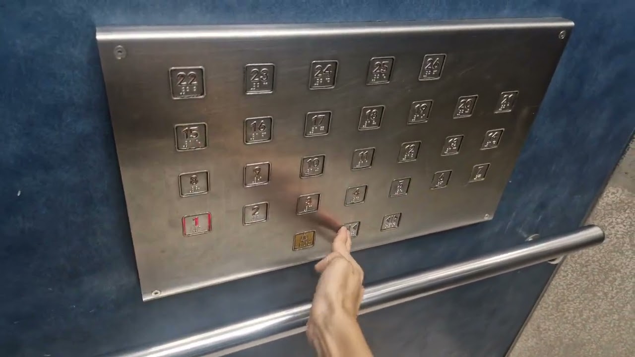Block 178 Lompang Fujitec Elevator Lift C