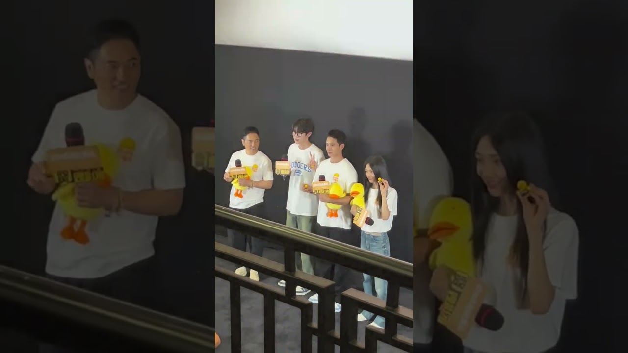 牵我的手，我知道你会带着我向前走#记录真实生活 #vlog日常 #我要上热门 #欢迎来到我身边北京首映礼 #电影欢迎来到我身边 @DOU+小助手