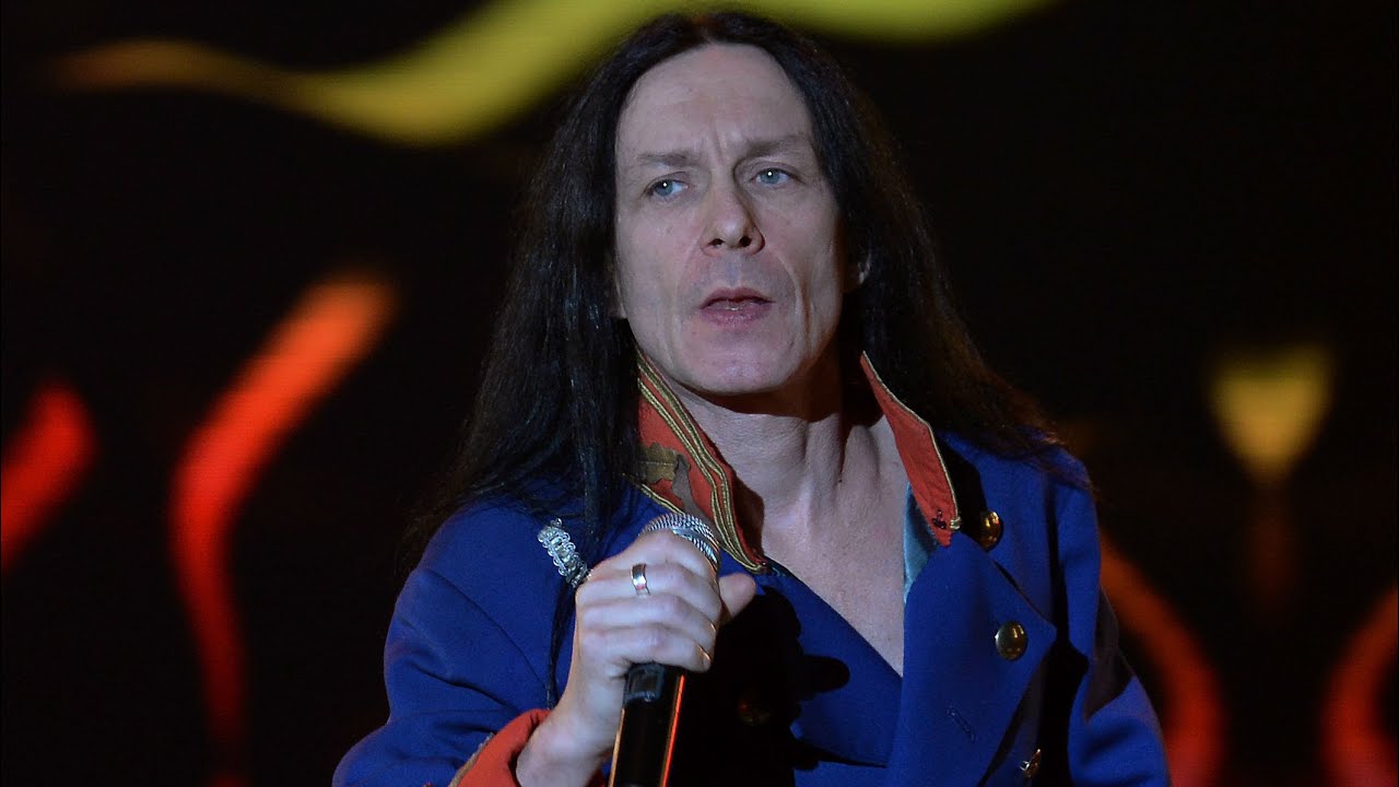 SuperSTARcie - Titus - 