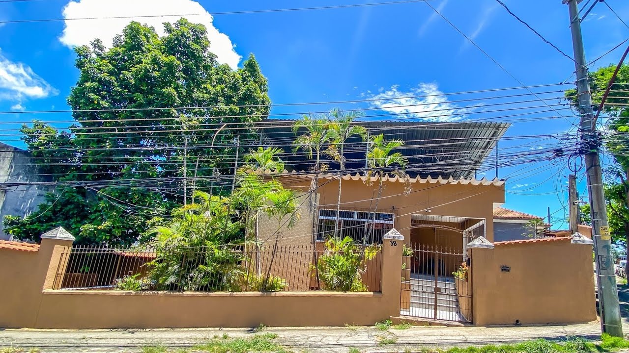 Casa de 347m² à Venda – Rua Soares, Méier – R$ 1.100.000