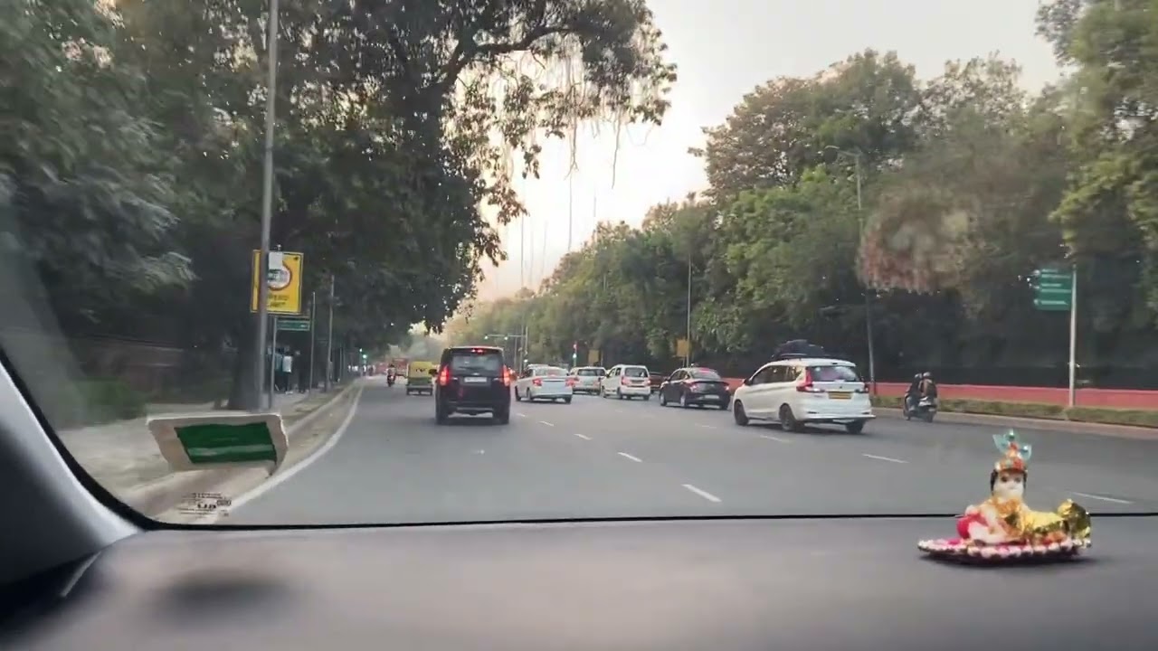 Driving from Pandara Road to India Gate || New Delhi || Delhi || India