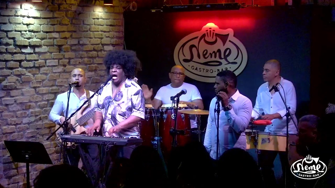 Intimo Sunday con Afro 23