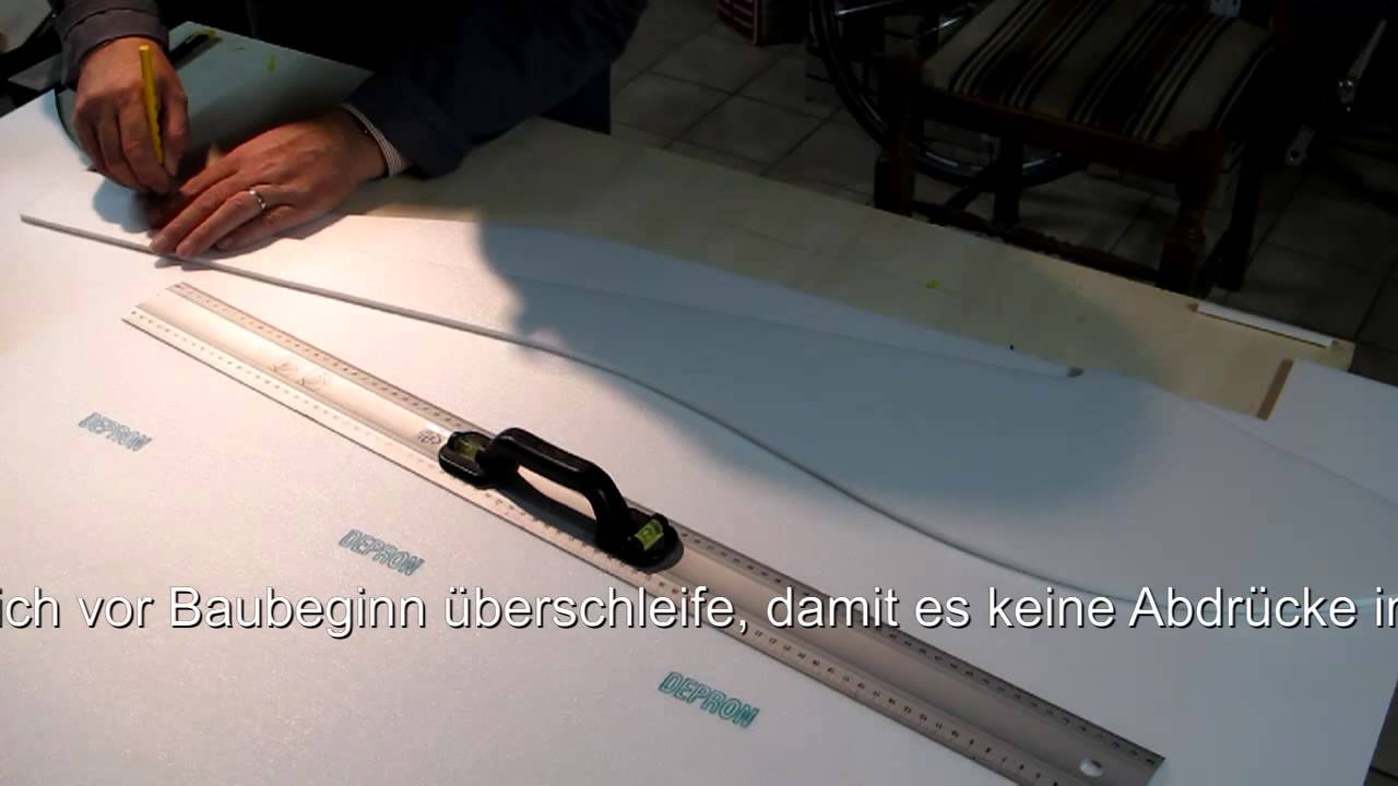 Depron nach Papierschablone ausschneiden