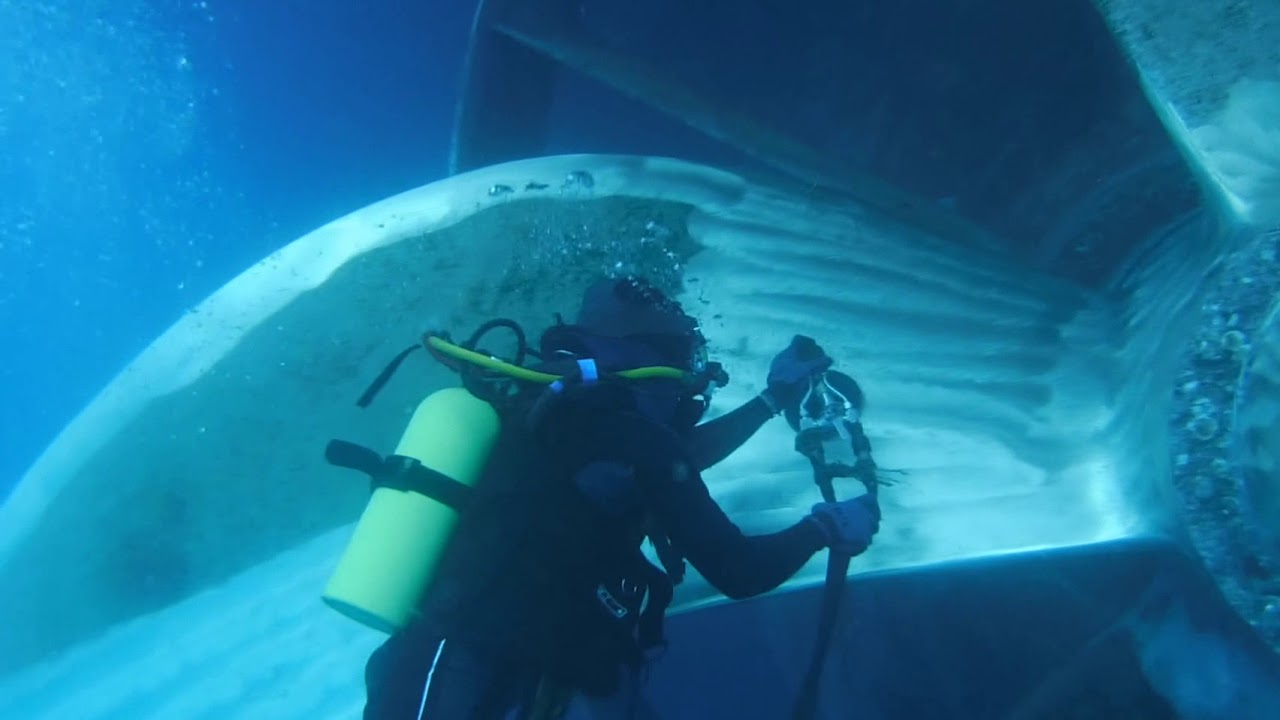 Underwater Propeller Polishing