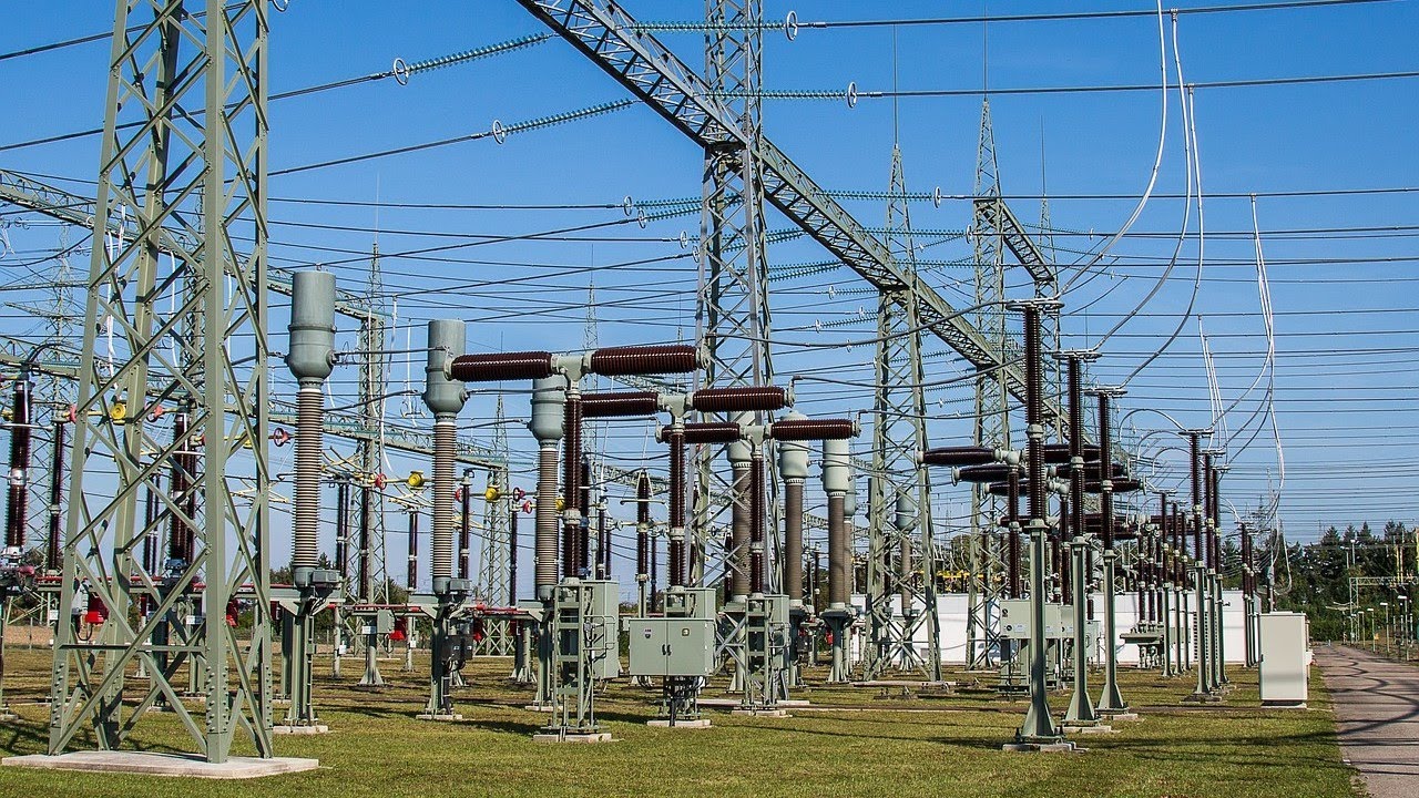 Opening of 33kv Isolator at Electrical Substation #shorts