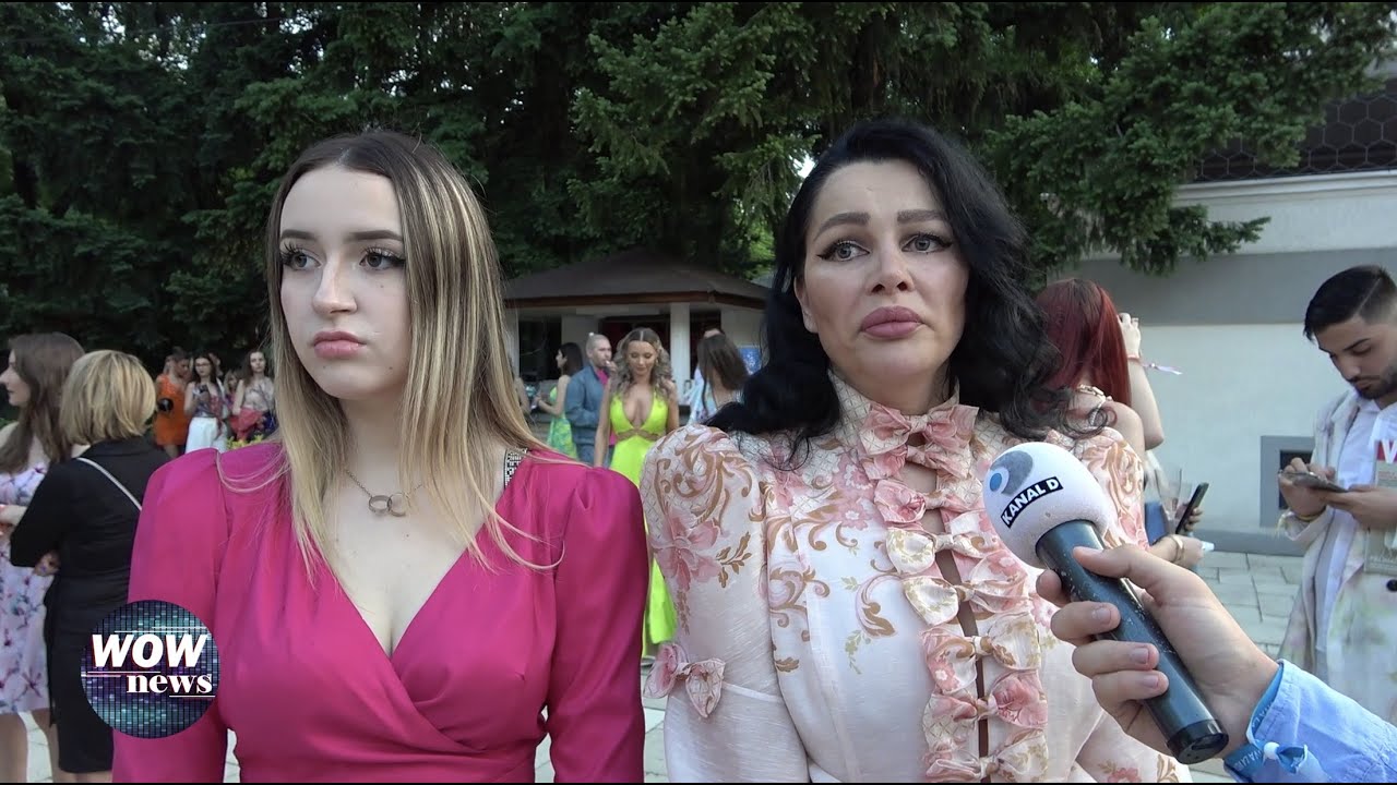 Brigitte Sfăt și fiica sa, singure la o petrecere, după anunțul divorțului ”Am rămas doar noi două”
