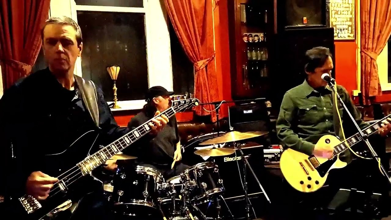 Awkland    Renegade   The Station   17/1/26