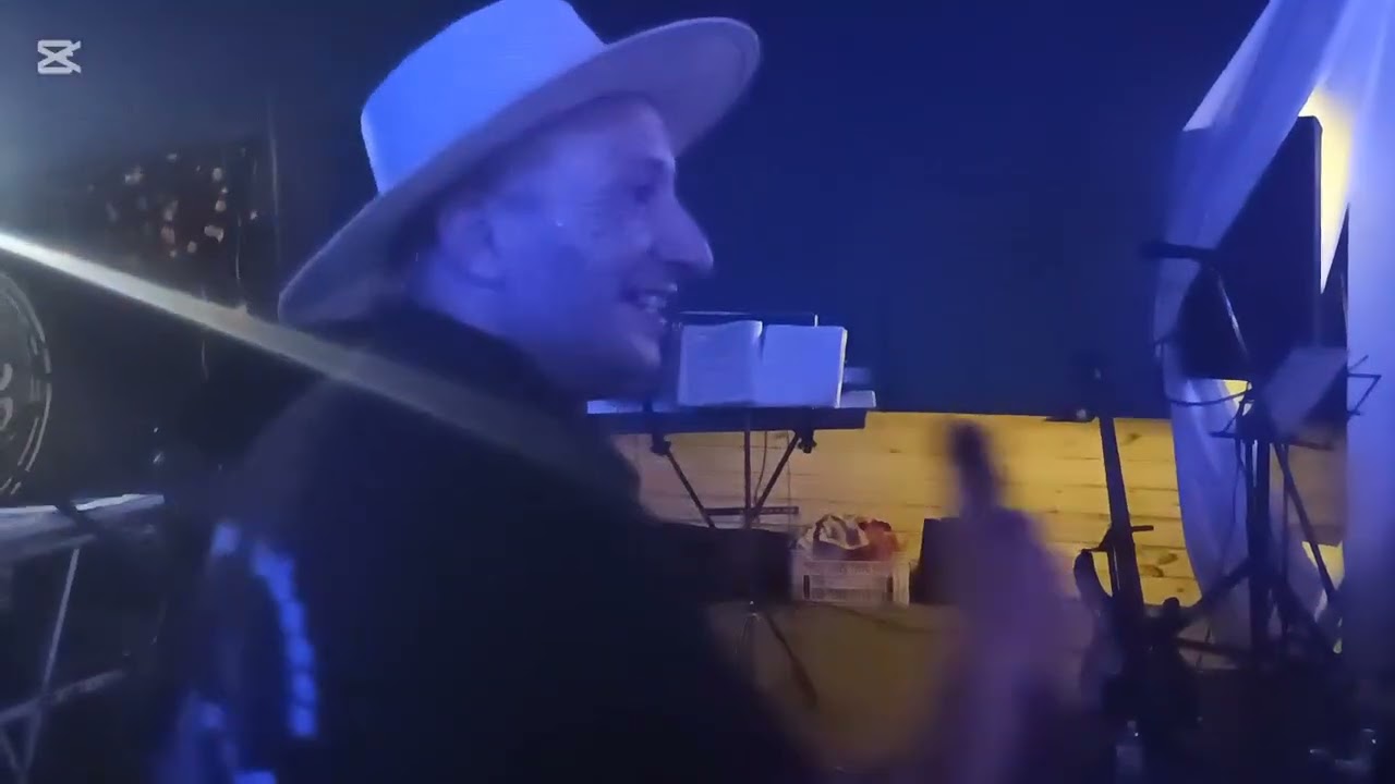 Show de Bocha Lobosco en Pardo 2da parte.