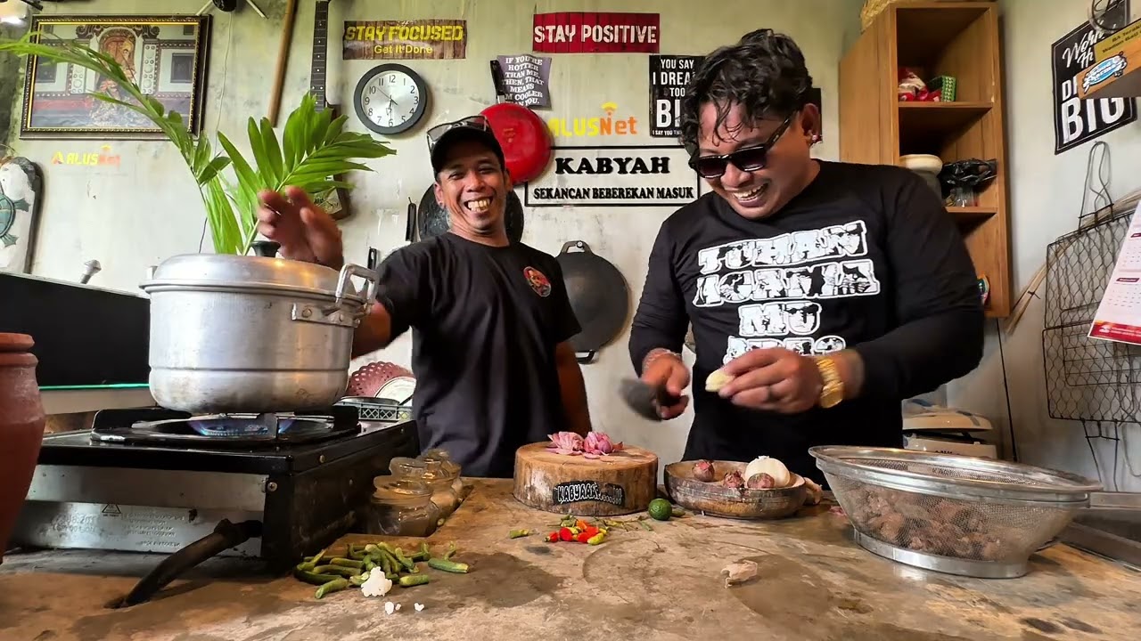 MANTAP MEN Pak dek bantug Live cooking  URABAN HATI AYAM  BUAH KACANG   