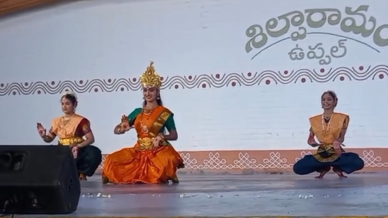 Durge Durge🪔 #dance #yt #video #trending sexplore #durga #love #india #subscribe 