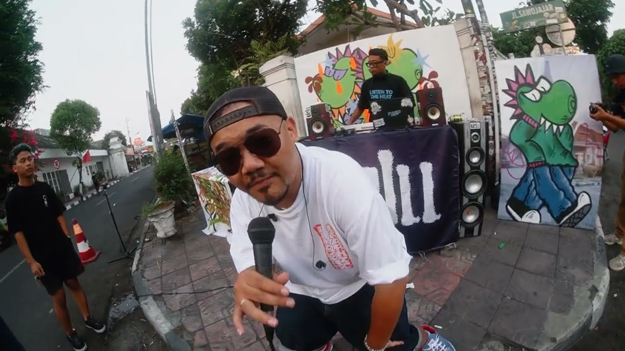 BACILL - BAC (LIVE PINGGIR JL.WJLN)