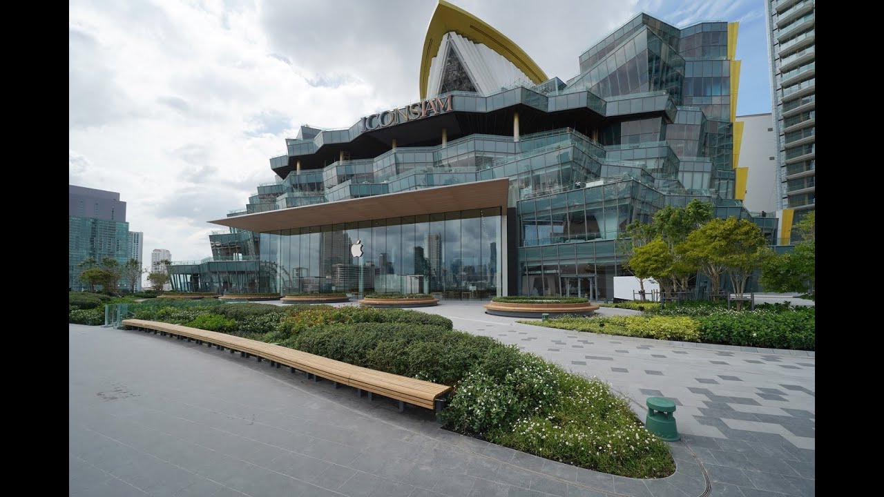 Sights from Bangkok, Thailand: ICONSIAM Mall Park