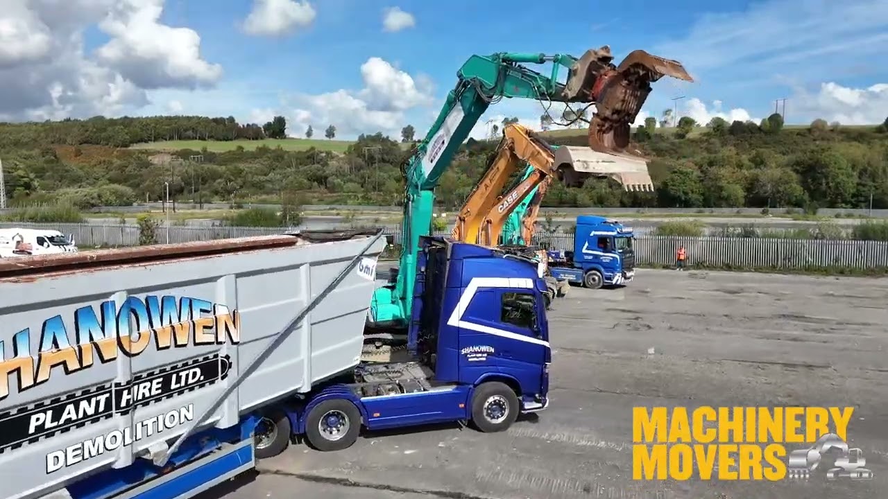 SHANOWEN PLANT AND DEMOLITION SHOW OFF SOME OF THEIR FLEET ON A SITE IN WICKLOW