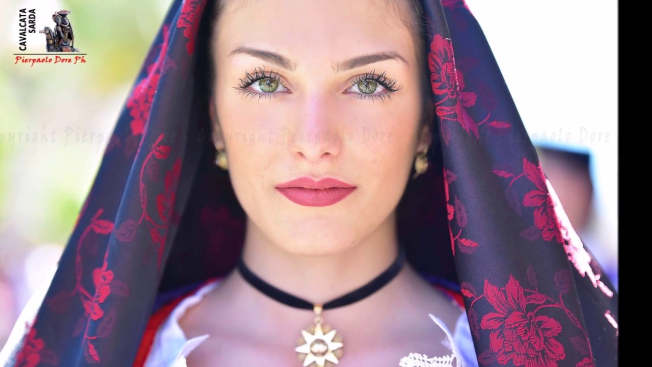 Sardinian Folklore / Folklore Sardo