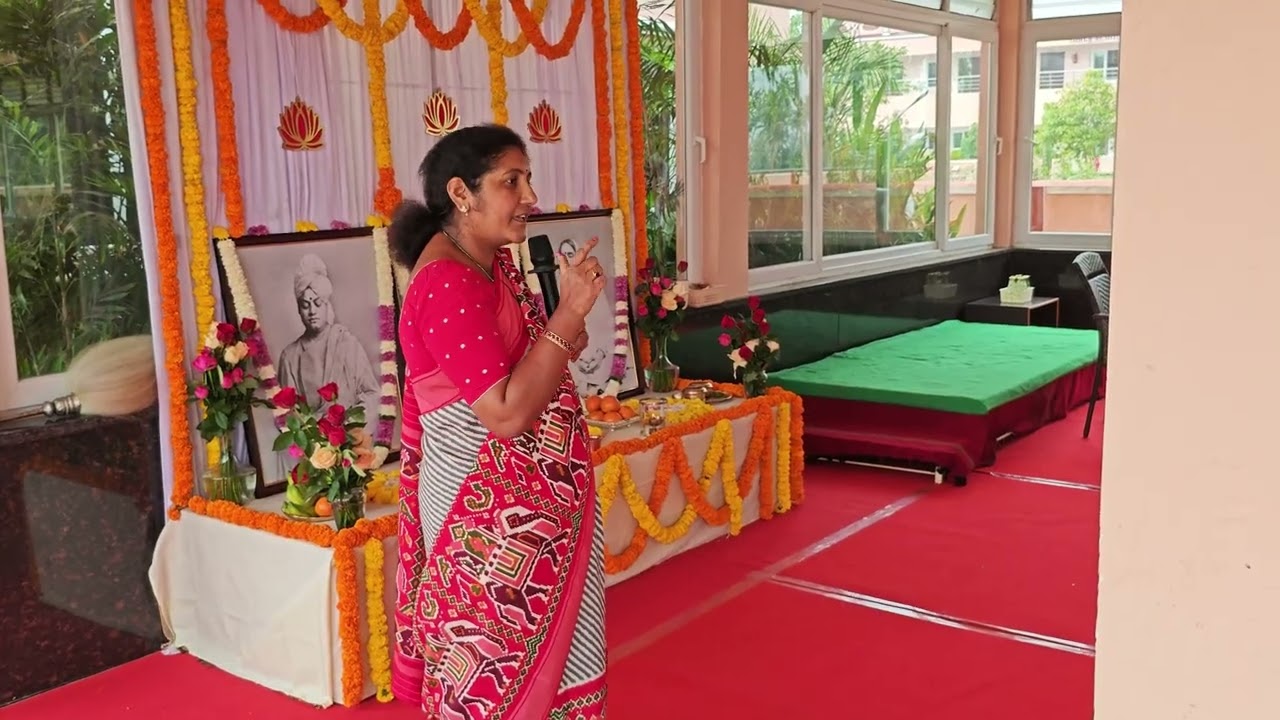 Addada Swathi Gari Speech at Swami Vivekananda Seva Samithi Bhimavaram | Vivekananda Jayanthi | 