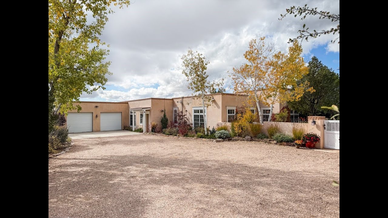 1054 Encantado Drive | Santa Fe, NM