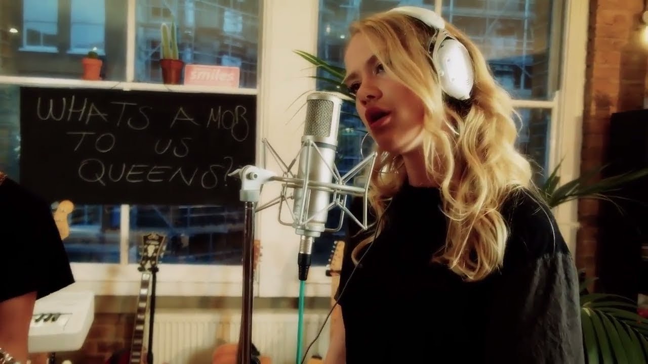 Serel - No Church In The Wild & I Care Mash Up (Resmi Yeni Video)