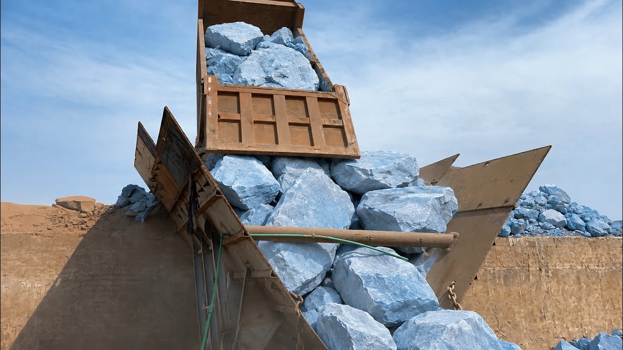 BIG ROCK 🪨 Crusher Machine - FULL Powerfull Process A Giant in Action-Big Rock Crushing