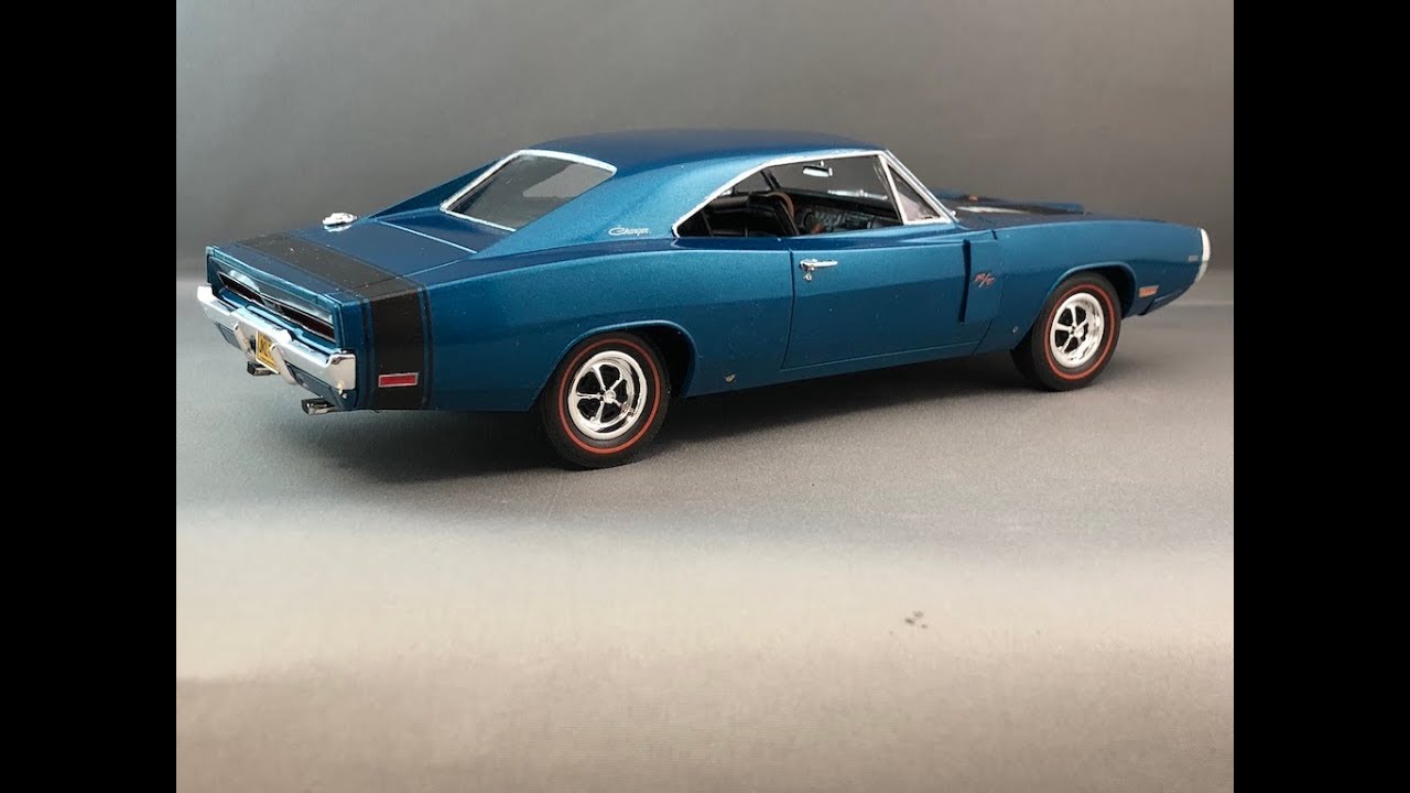 Видеоинструкция для начинающих №1 с Revell Dodge Charger RT 1970 года выпуска