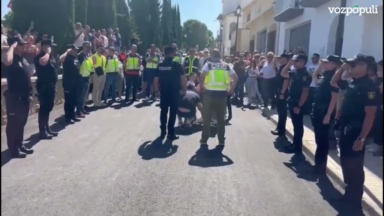 El policía herido en Andújar recibe el alta y es arropado por el cariño de todos sus compañeros