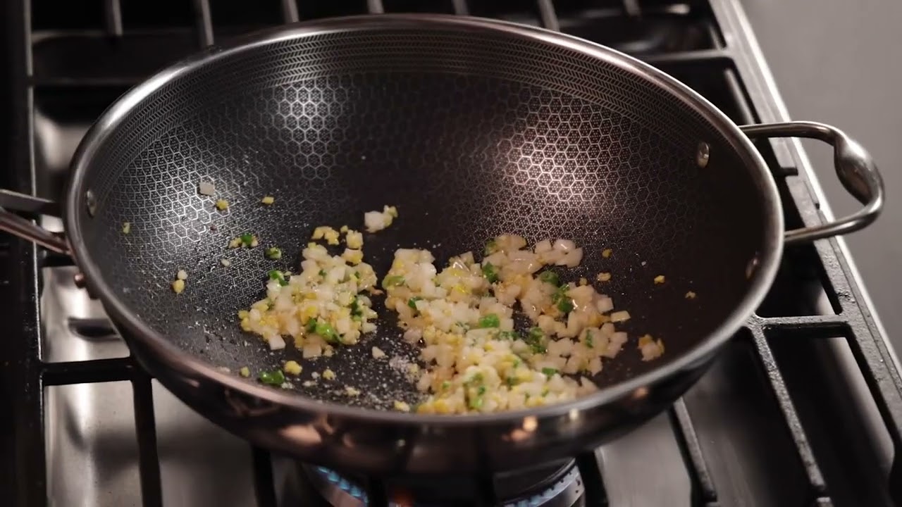 HexClad Recipes | Dafne Mejia&rsquo;s Kimchi Fried Rice