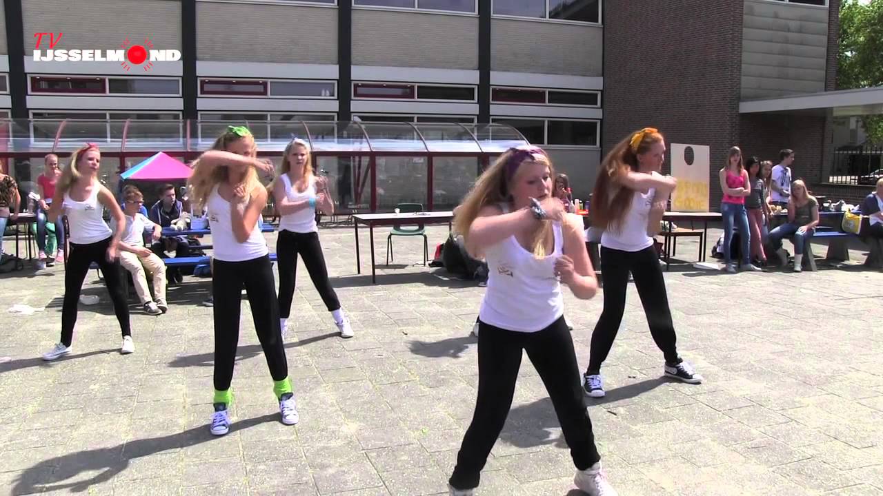 Ichthus College Kampen steunt cliniclowns