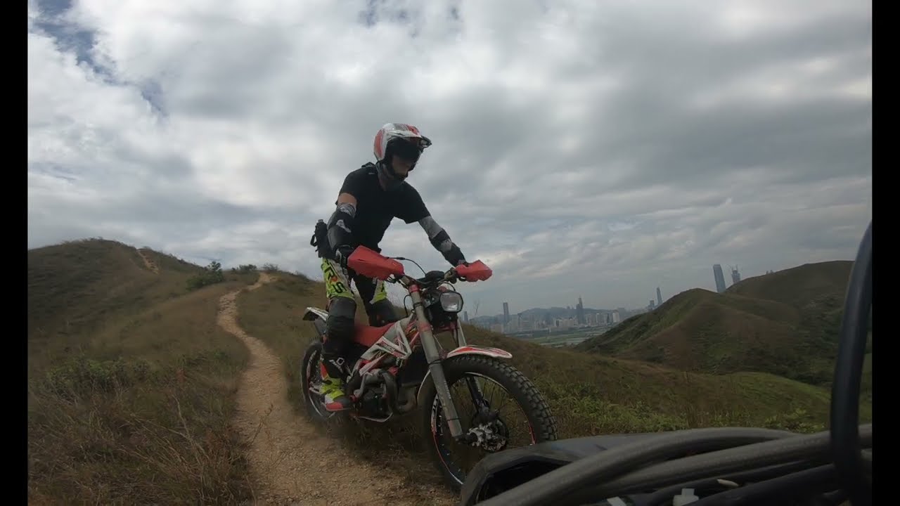 NO. 61 TRS XTRACK
