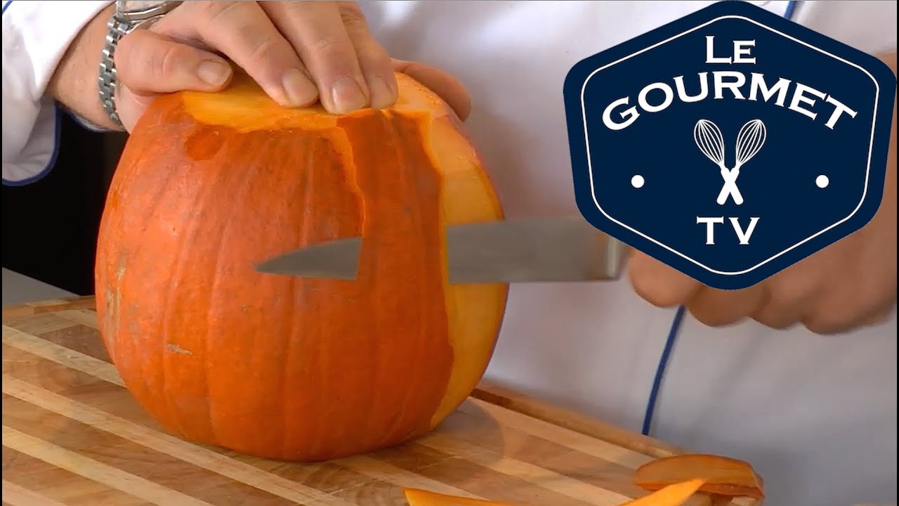 Chef Tip - How to prepare a Pumpkin || LeGourmetTV