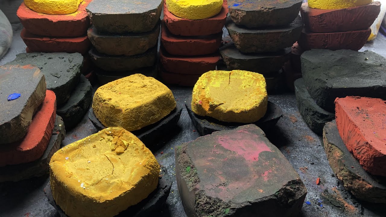 Showing Results of Colour Combo Series ; 40+ Powdery Soft Dusty Mass Iron Oxide Crush