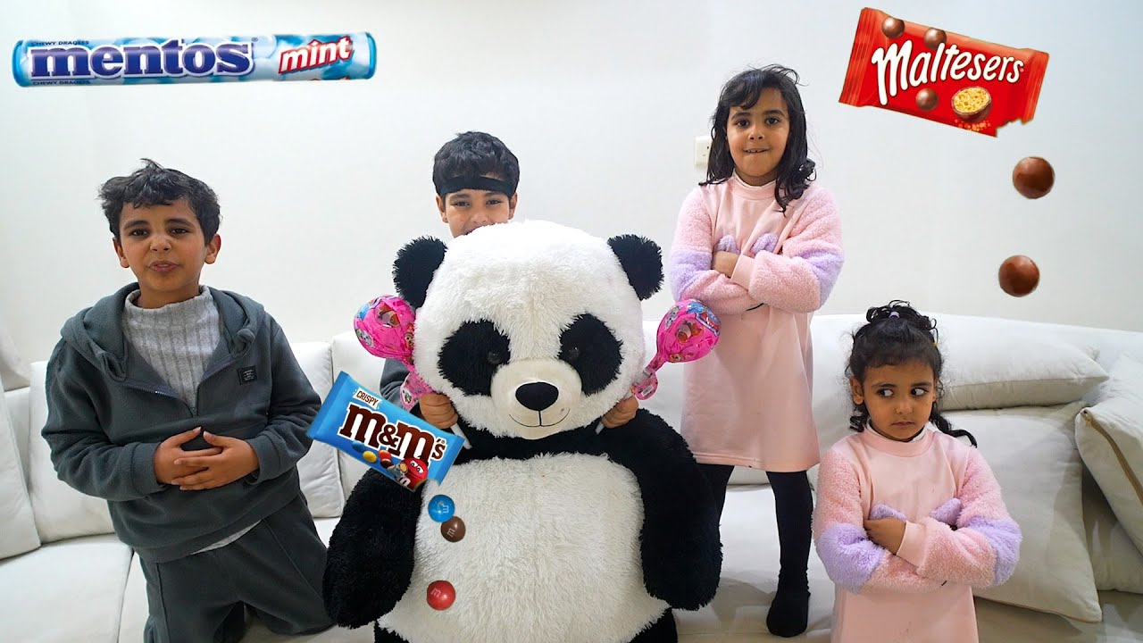 الدب الباندا يأكل حلويات ميمي و شفا وزياد والياس يضحكون عليهم !
