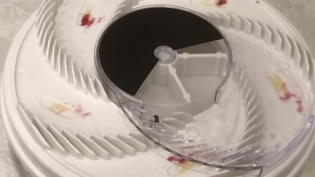 Help Me! Help Me! - Rotating Electric Indoor Fly Trap Catcher - Customer Review
