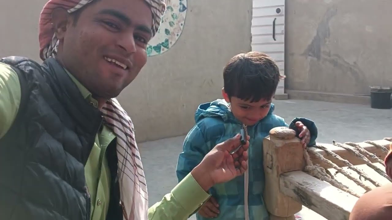 आज मैंने सिलाई मशीन बनाई और मोबाइल मार्केट जाकर अपनी दुकान पर गया|Pakistani Hindu Life Routine Vlog|