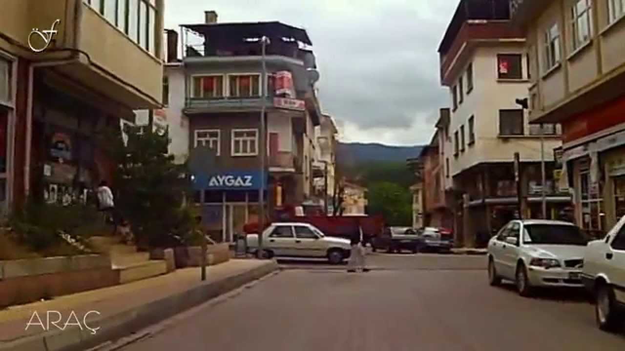 ARAÇ (SOKAKLAR-EYLÜL 2012)