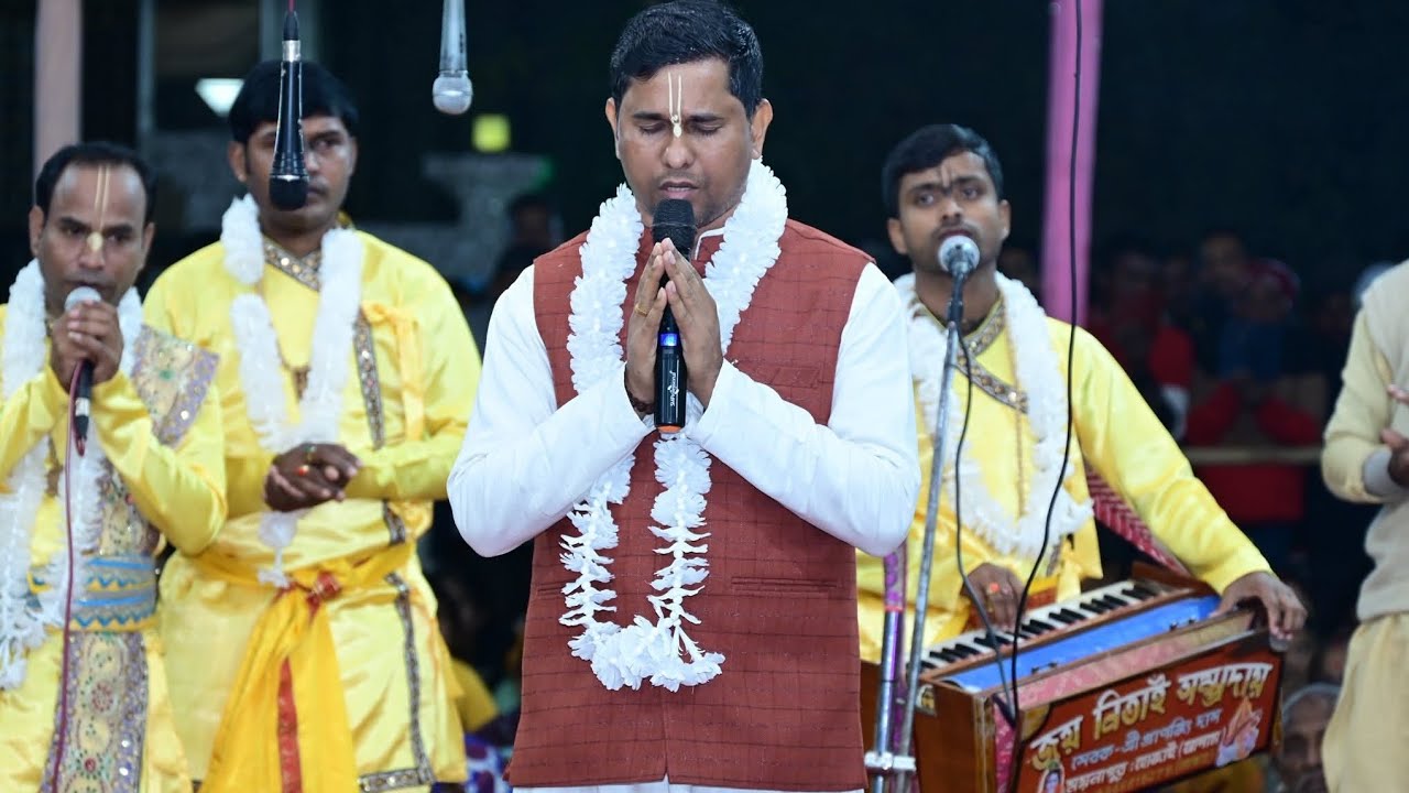  মন্ত্রী সুধাংশু দাস মহোদয় শ্রীবাসের আঙ্গিনায় গতকাল আমবাসা বাজারে।#countingjourney #memories