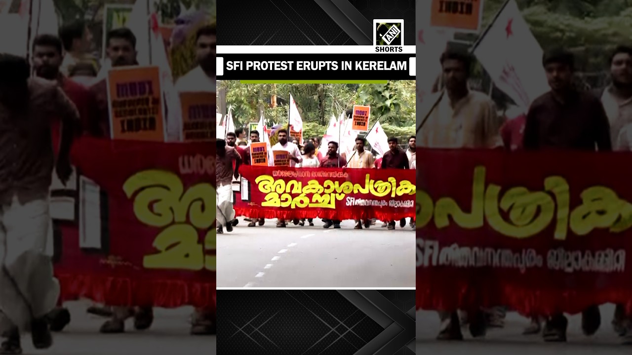 SFI marches to Lok Bhawan in Trivandrum, Demands Education Minister Dharmendra Pradhan&rsquo;s resignation