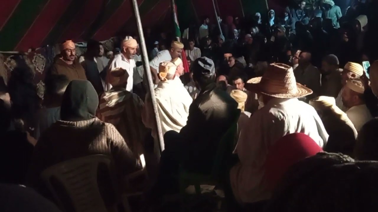 عيساوة رائعة متنوعة بالبنادر والطبل والغايضة فيها الهندي والمناجل