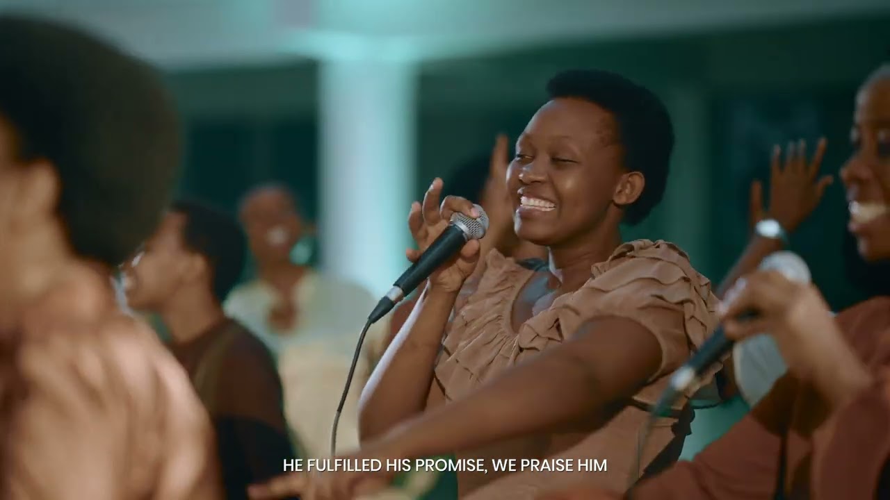 IRATUNGANYE BY AMAHORO CHOIR / ADEPR REMERA (OFFICIAL VIDEO)