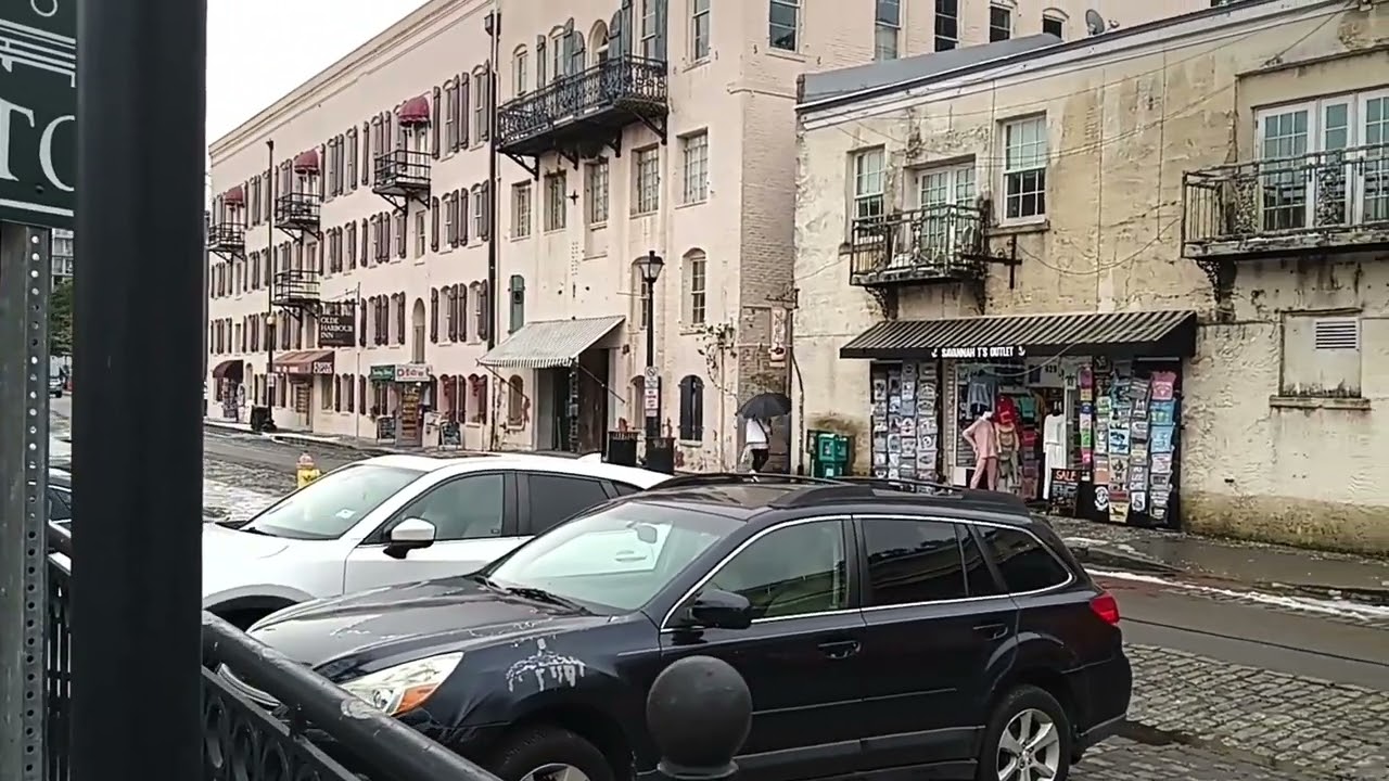 OFF THE TRAILS: River Street & Factor’s Walk Savannah, GA