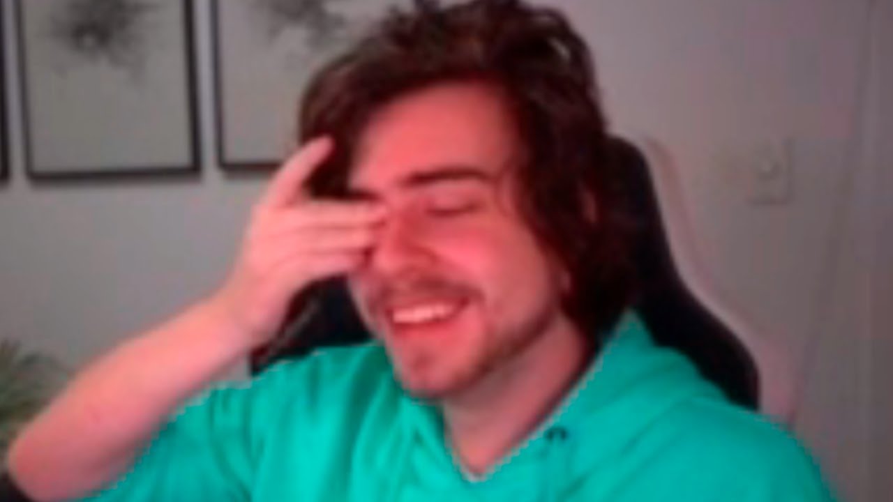 CELLBIT REAGE AO BAILE DOS MASCARADOS (COMPLETO)