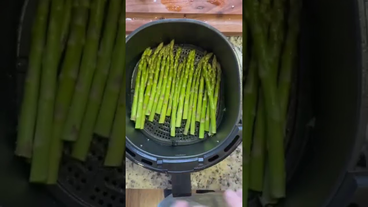 KETO RECIPES |  Quick Air Fryer Asparagus! #airfryer #airfryerrecipes #airfryerhack #keto #ketoreci