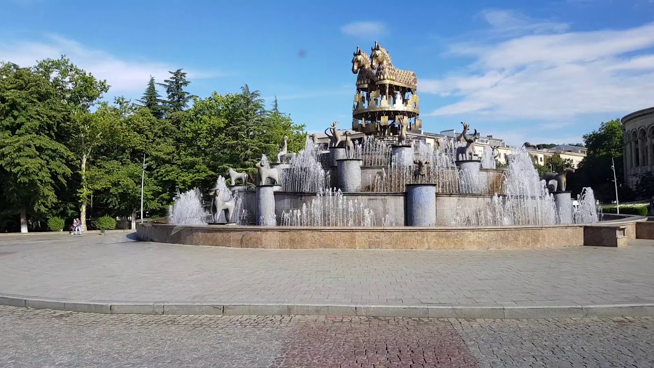 סיור בעיר השנייה בגודלה בגאורגיה (Georgia) - כותאיסי (Kutaisi). טיול ג'יפים. גאורגיה (גרוזיה)