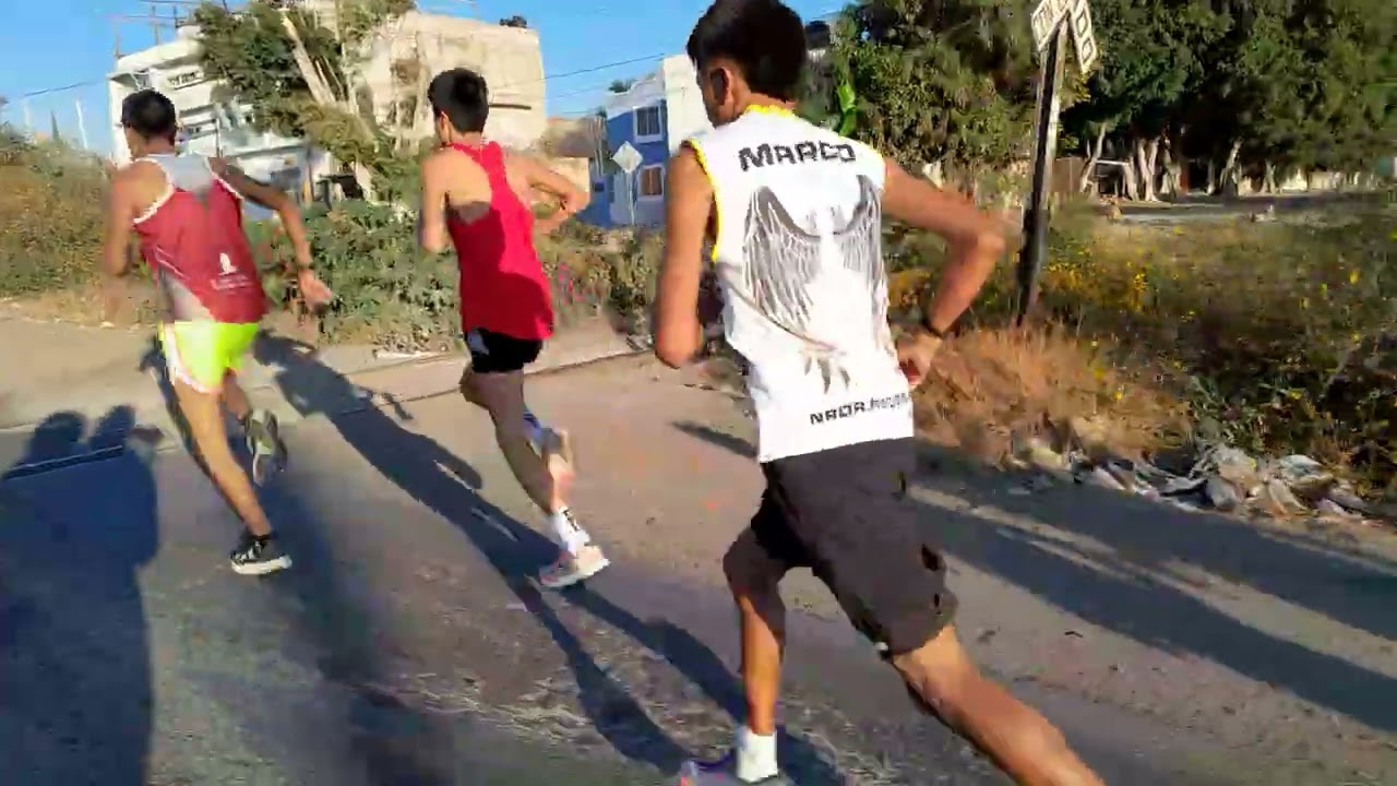 Carrera navideña  Tehuacan  2025.Lo vuelve a hacer Rodrigo Fuentes de Perote .