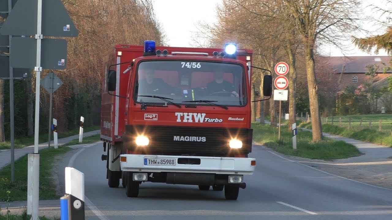 [FEU-4 Großbrand in Esinger Moor] Einsatzfahrten Feuerwehr und THW