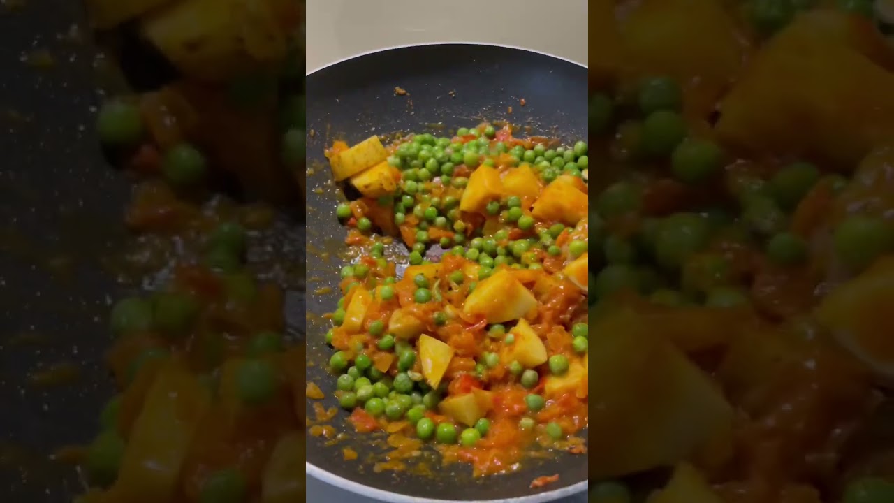 Aloo matar dry sabzi | Potato green peas sabzi recipe