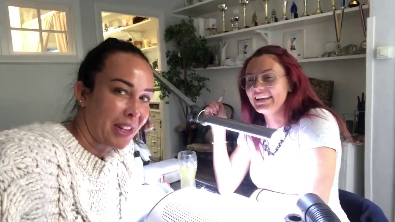 Följ med mig på nagelsalongen! Gästas av TanByKlara, Sami och Glasman!!