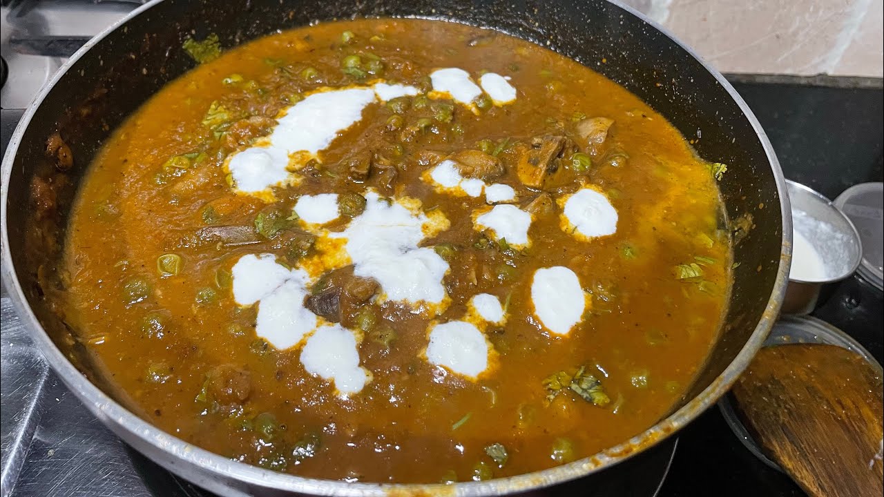 Matar mashroom masala | matar mashroom ki recipe 🍛🍄‍🟫🫛