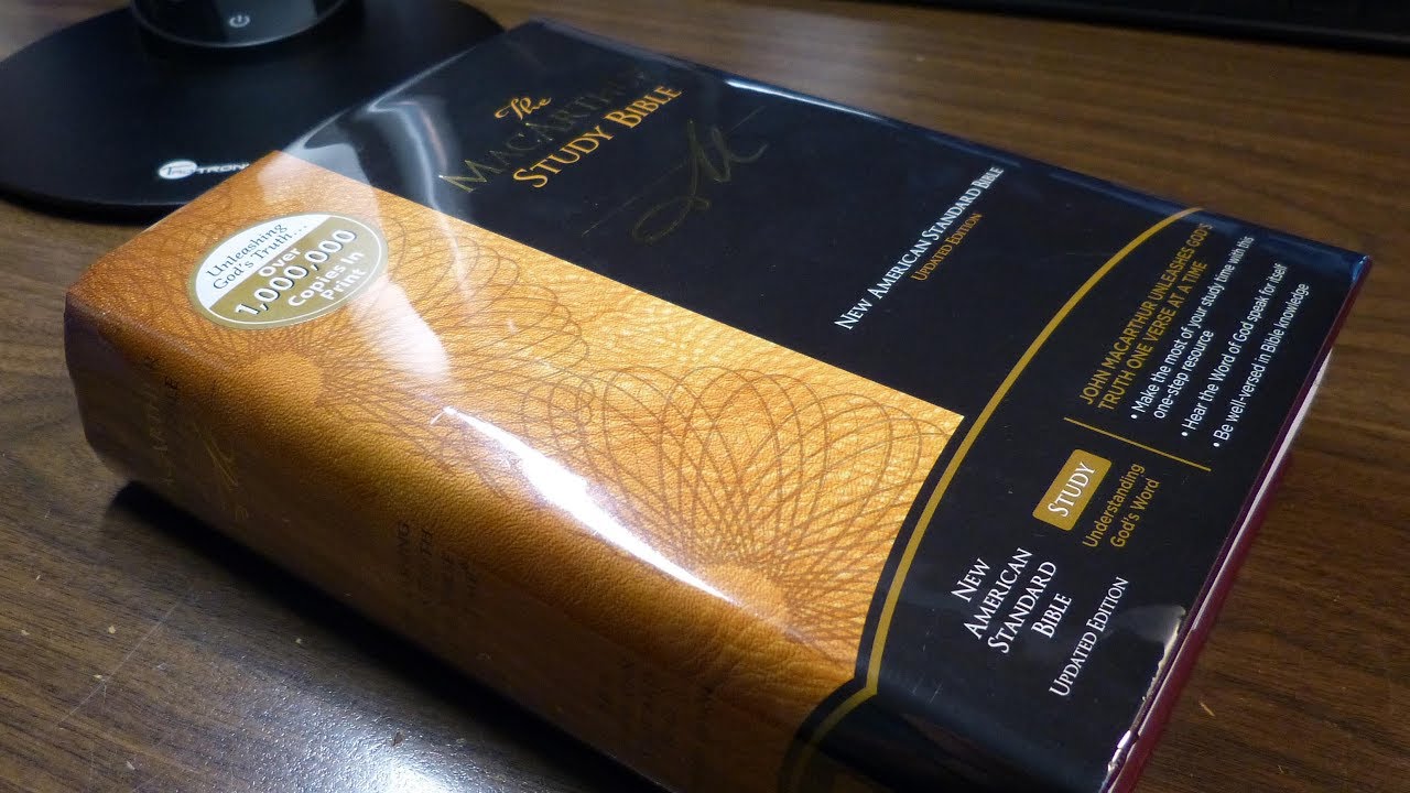 The MacArthur Study Bible NASB, Personal Size Edition